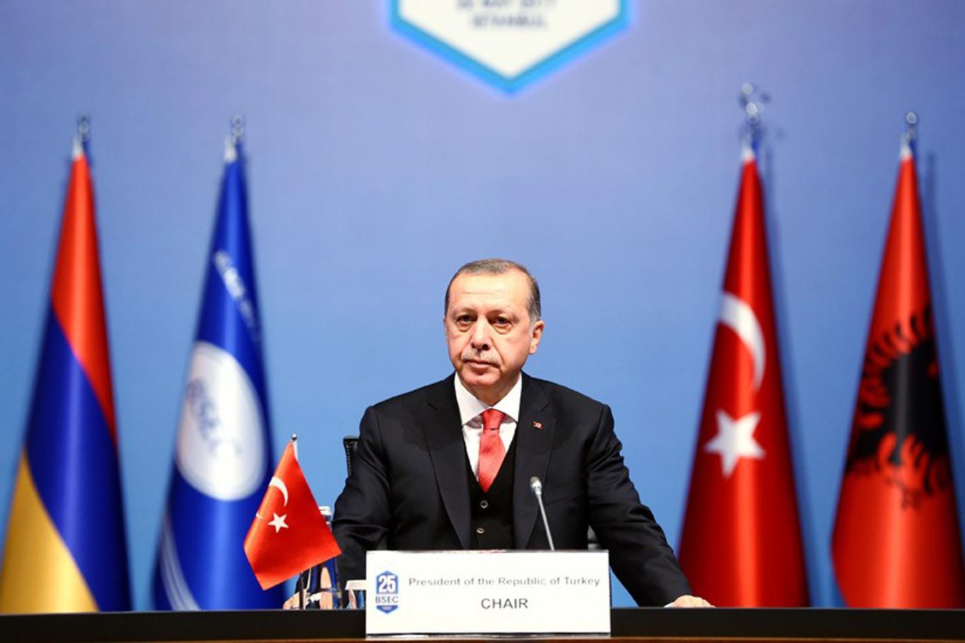 Cumhurbaşkanı Erdoğan KEİ Zirvesi'nde konuştu